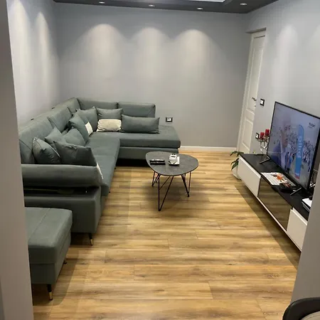 Mone Apartment Vlore